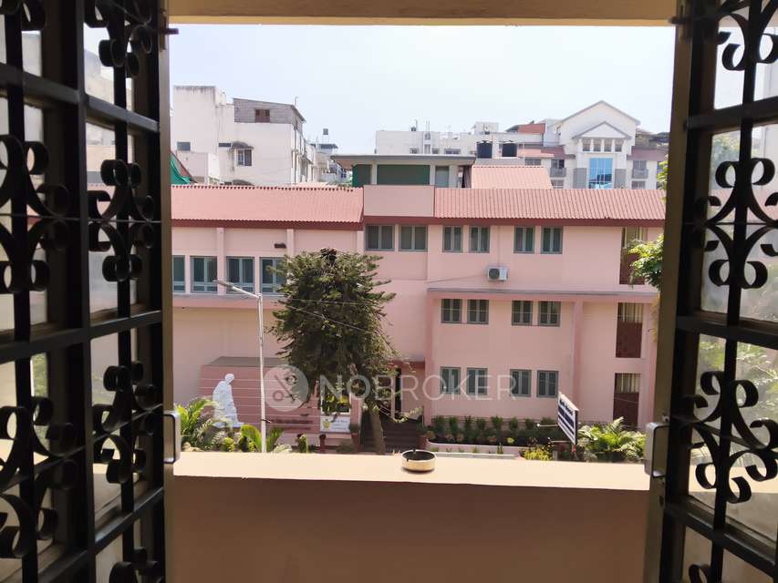 3 BHK Flat In Harris House For Sale  In Benson Town