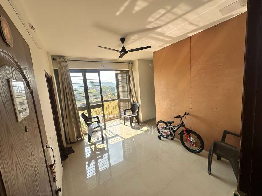 2 BHK Flat In Skyi Star Tower 3 For Sale  In Skyi Star Towers, Pune