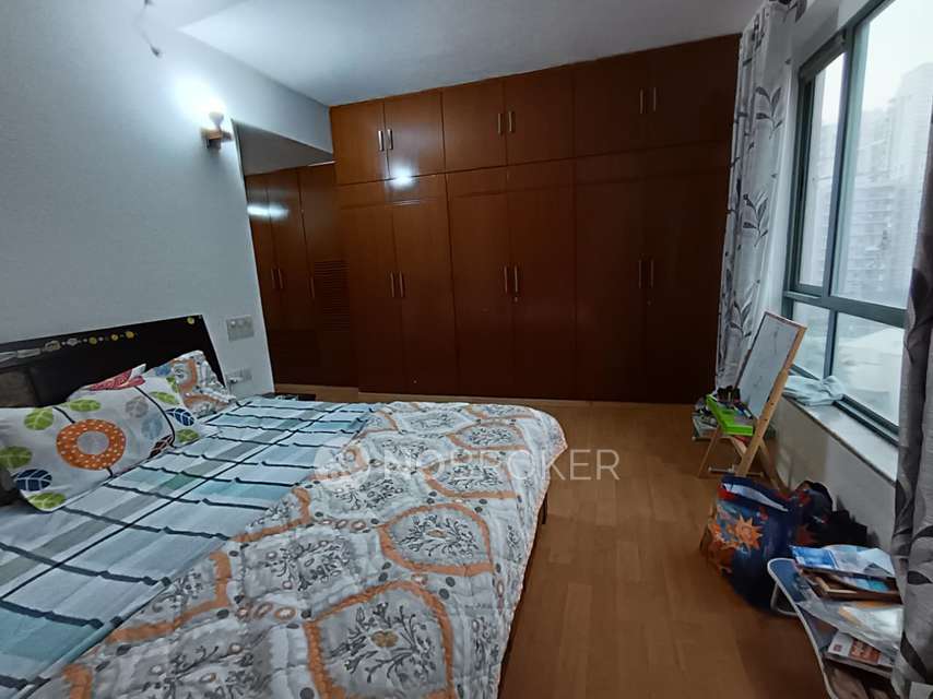 3 BHK Flat In Unitech The Close South , 3.5 Bhk Property For Sale  In Nirvana Country , Sector 50 , Gurgaon