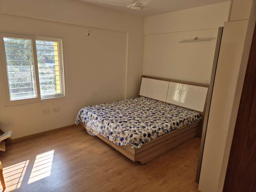 2 BHK Flat In Master Royal Meenakshi For Sale  In Master Royal Meenakshi Apartment, Behind Meenakshi Temple, Classic Orchards Layout, Hulimavu, Bengaluru, Karnataka 560076, India