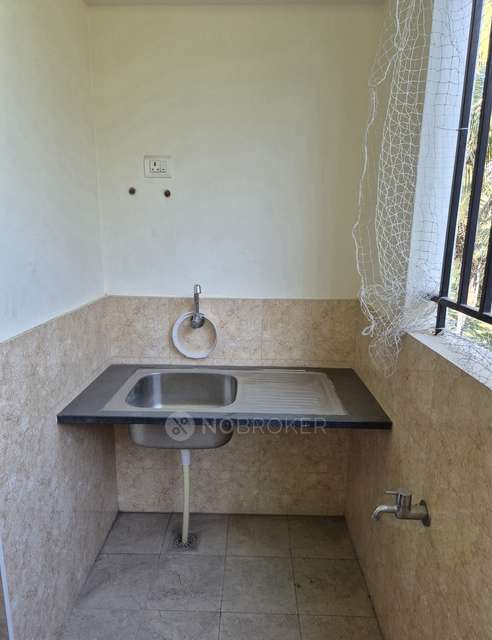 2 BHK Flat In Master Royal Meenakshi For Sale  In Master Royal Meenakshi Apartment, Behind Meenakshi Temple, Classic Orchards Layout, Hulimavu, Bengaluru, Karnataka 560076, India