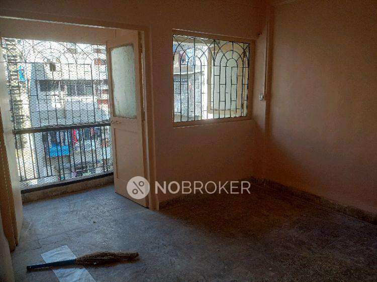 1 BHK Flat In Alhudaibia Society For Sale  In Andheri West