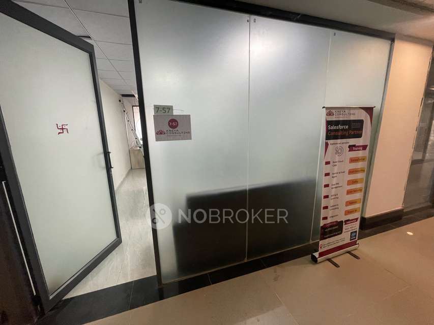 Office Space in Ithums Galleria, Greater Noida for Rent 