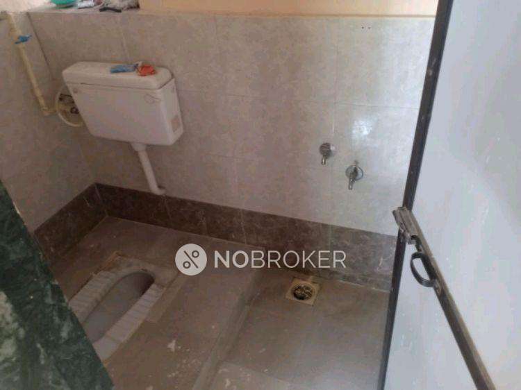 1 RK Flat In Standalone Building  For Sale  In Thane West