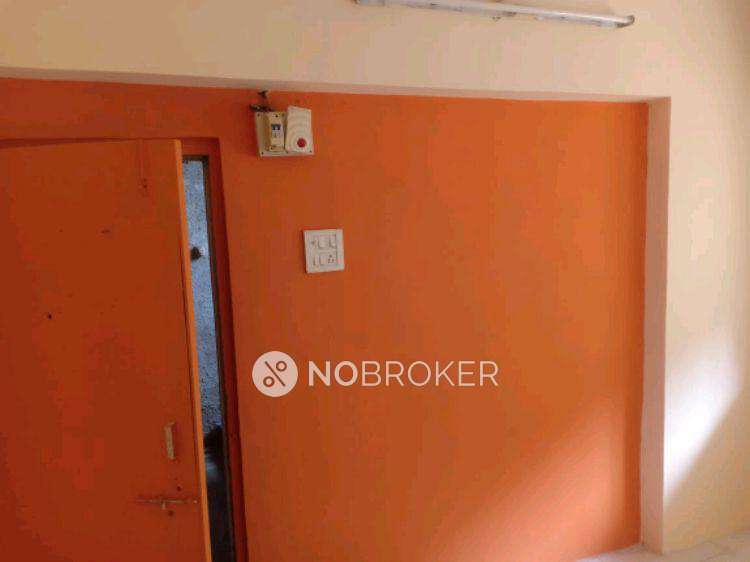 1 RK Flat In Standalone Building  For Sale  In Thane West