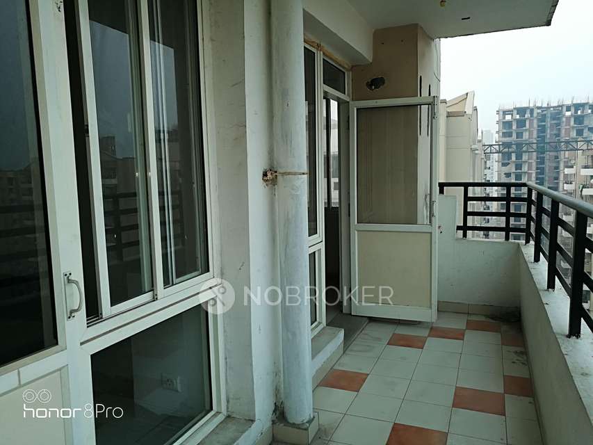 4 BHK Flat In Stellar One  For Sale  In Bisrakh Jalalpur