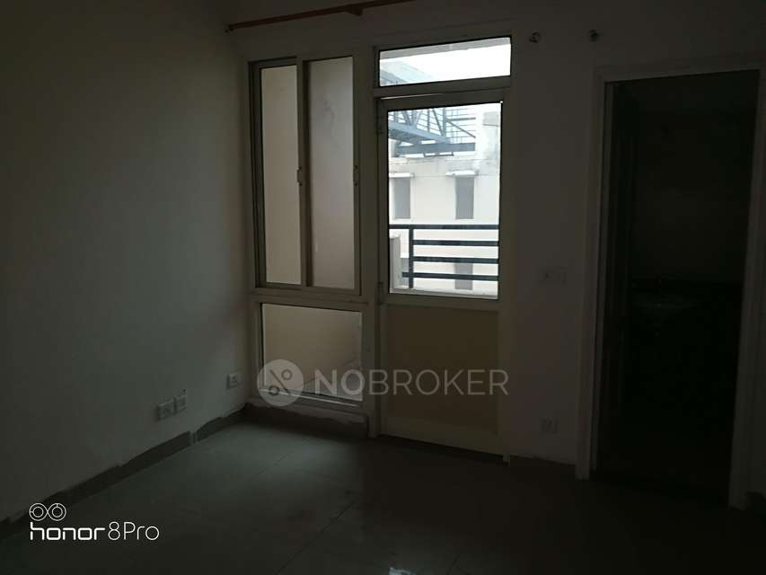 4 BHK Flat In Stellar One  For Sale  In Bisrakh Jalalpur