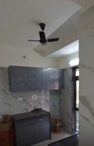2 BHK Flat In New Abhiram Chsl for Rent  In Shimpoli, Borivali West