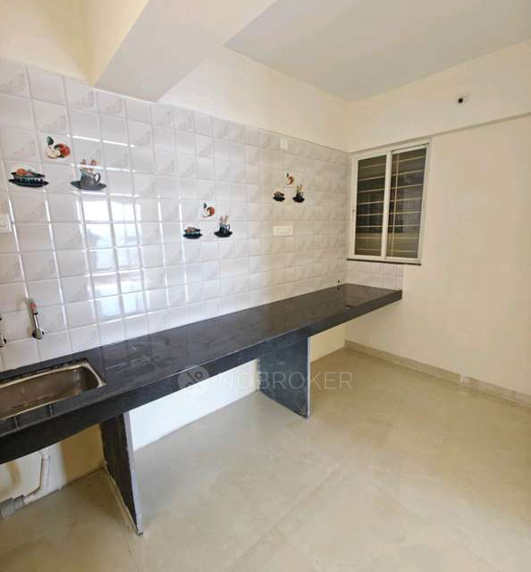 3 BHK Flat In Rajnandini Tower for Rent  In Datta Nagar Dighi