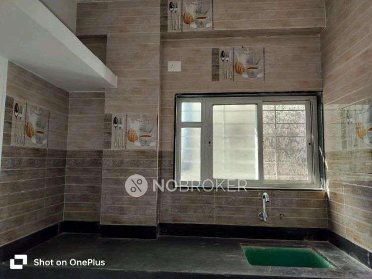 4+ BHK Flat In Shri Ganesh Housing Society For Sale  In  Nere