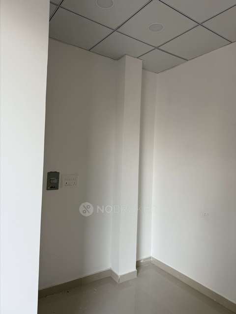 Shop in Fusion Ufairia Mall, Greater Noida for Rent 