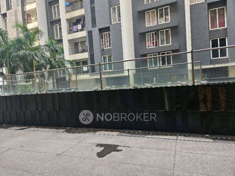 PG for Girls in Appaswamy Platina 