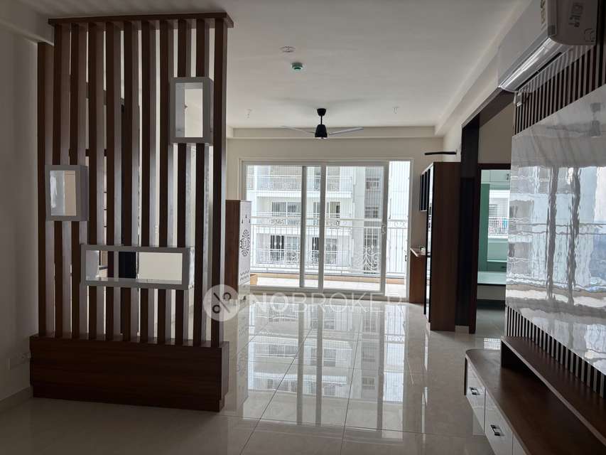 Single Room for Female In 3 BHK  In Prestige Beverly Hills In Prestige Beverly Hills