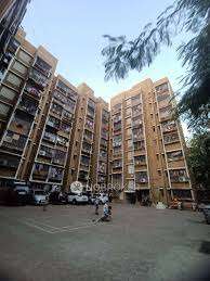 1 RK Flat In Sahayog Society for Rent  In Malad West