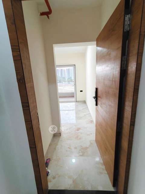 Single Room for Female In 3 BHK  In Hinjawadi