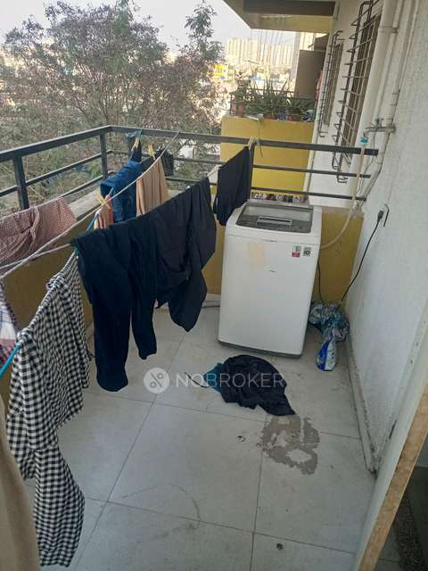 Shared Room for Male In 2 BHK  In Shri Labsons Shreepad Nakhate Towers In Rahatani