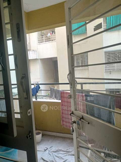 Shared Room for Male In 2 BHK  In Shri Labsons Shreepad Nakhate Towers In Rahatani
