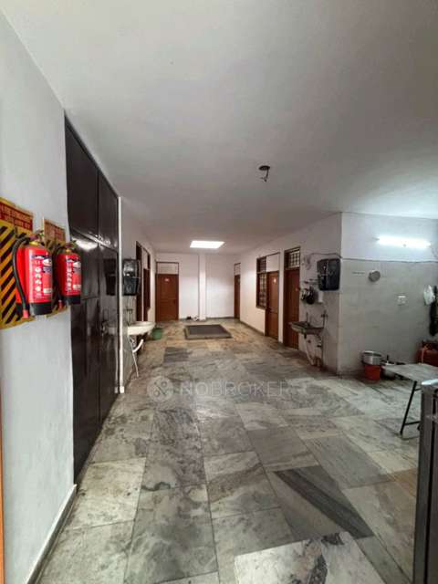 PG for Girls in Mukherjee Nagar