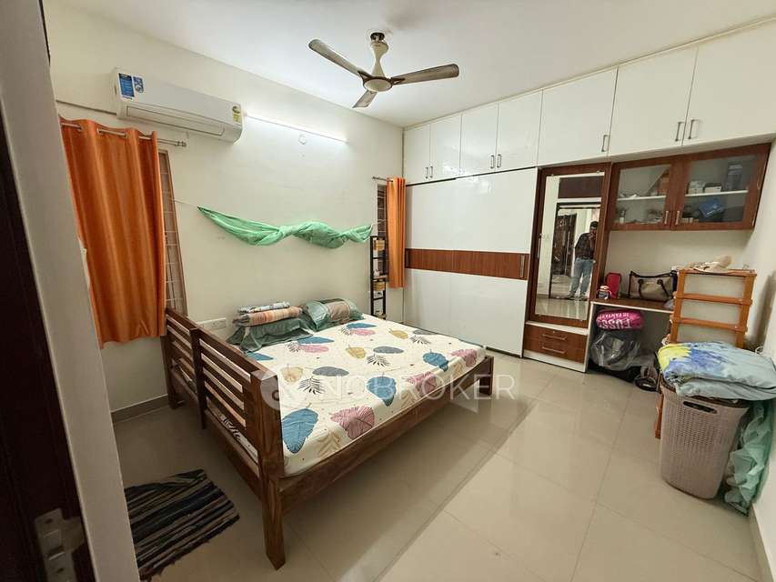 2 BHK Flat In Nagamani Oasis Breeze for Rent  In Whitefield, Bangalore