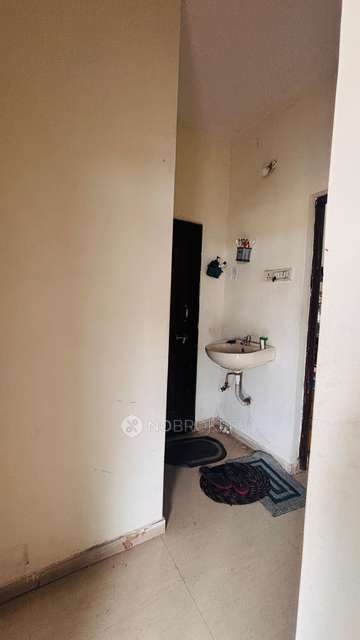 1 BHK Flat In Standalone Building  for Rent  In Akurdi