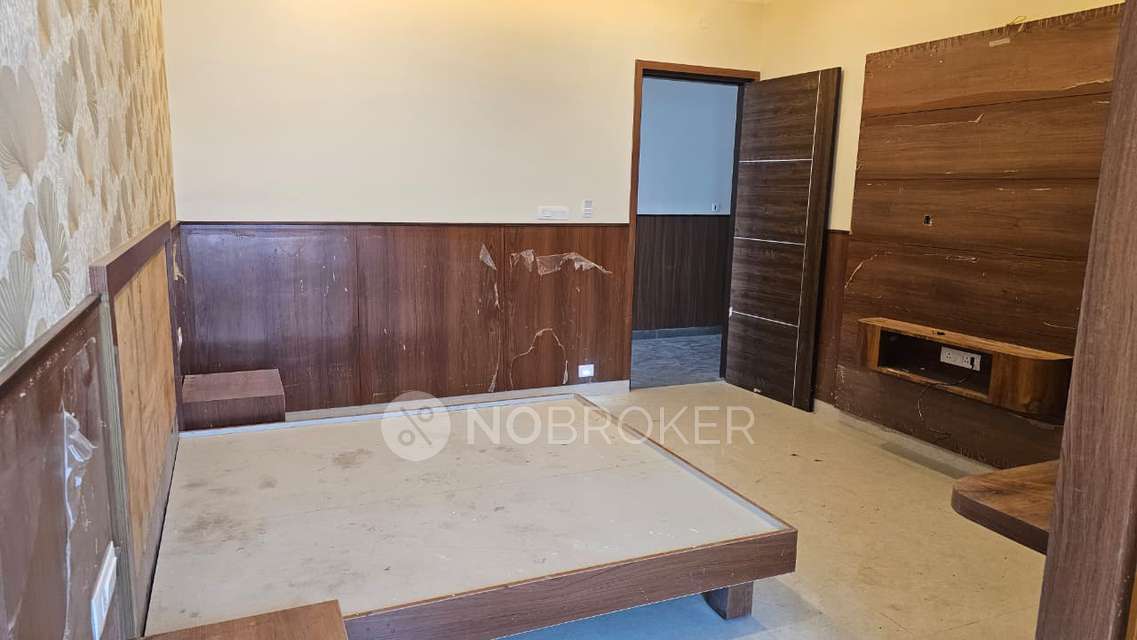 Showroom in Krishnarajapuram, Bangalore for Rent 