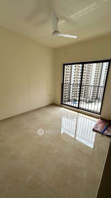 2 BHK Flat In Sunteck Maxxworld For Sale  In Naigaon East