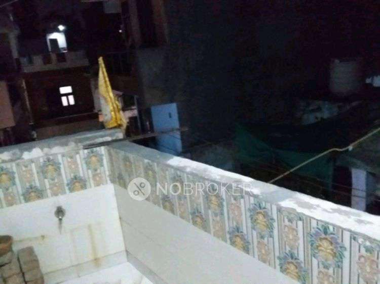 2 BHK Flat In Standalone Building  For Sale  In  Palam 