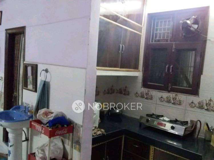 2 BHK Flat In Standalone Building  For Sale  In  Palam 