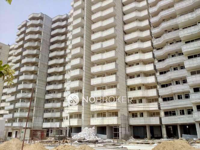 1 BHK Flat In Pyramid Urban Homes For Sale  In Sector-70 A