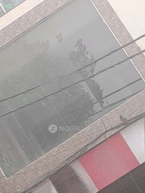 Showroom in Dwarka, Delhi for Rent 