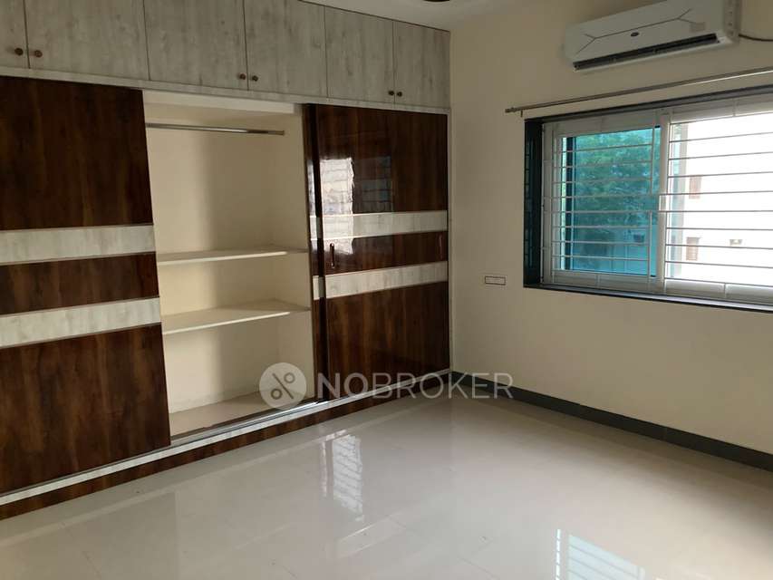 3 BHK Flat In Lakshmi Vasavi Nivas  for Rent  In Kukatpally 