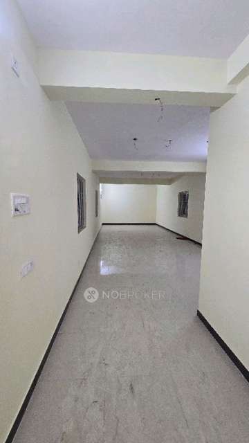 Shop in 216a, 1st Main Rd, Behind Tony& Guy, Kamakoti Nagar, Pallikaranai, Chennai, Tamil Nadu 600100, India, Chennai for Rent 