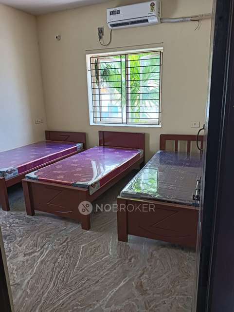 PG for Boys in Shollinganallur