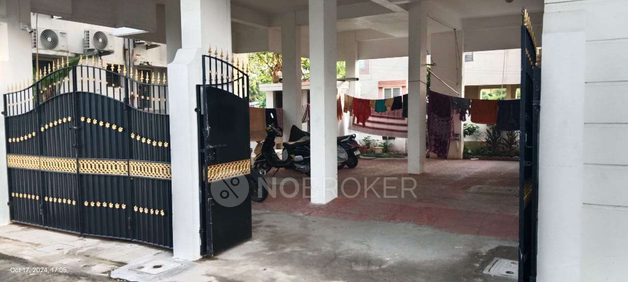 PG for Boys in Shollinganallur