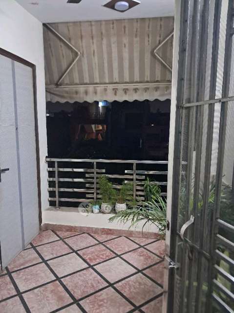 2 BHK Flat For Sale  In New Delhi