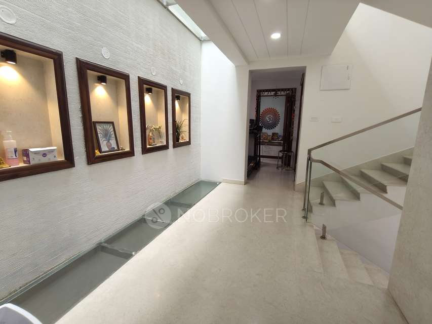 4 BHK Villa In Avl&#39;s Richwood Villas For Sale  In Puppalaguda