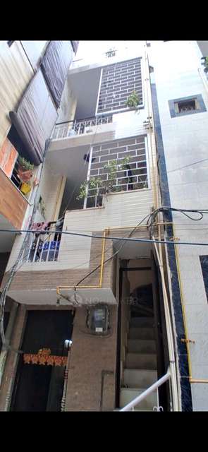 4 BHK Flat For Sale  In  Rohini