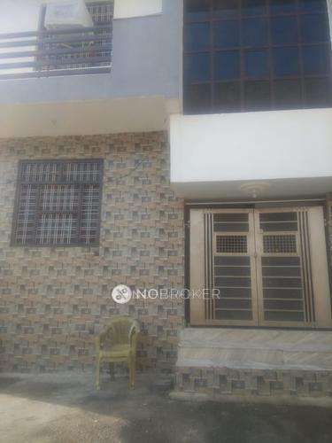 4+ BHK Flat In Standalone Building  For Sale  In Ashok Vihar Phase Iii 