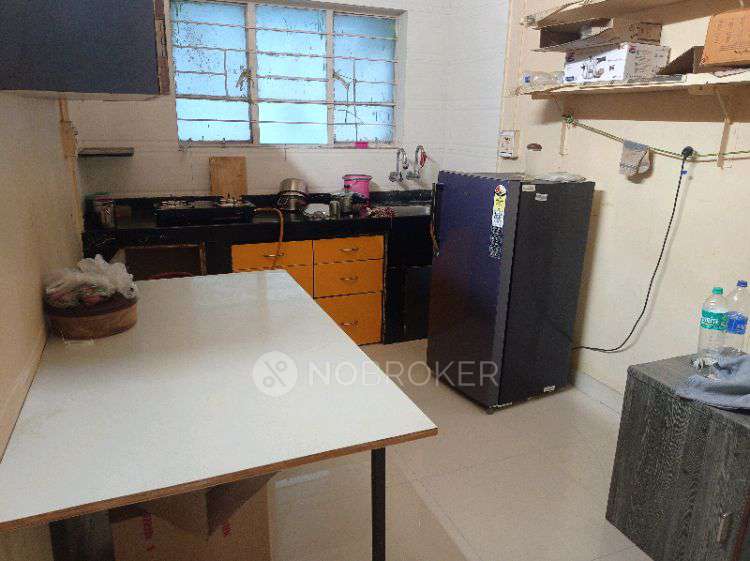 Single Room for Female In 1 BHK  In Ganatra Complex In Market Yard