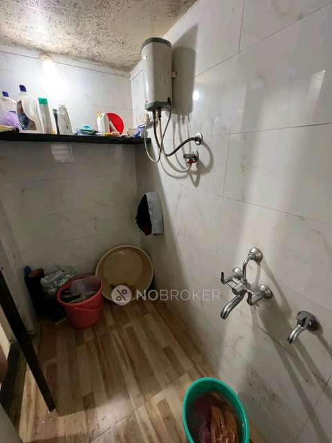 Single Room for Female In 1 BHK  In Ganatra Complex In Market Yard