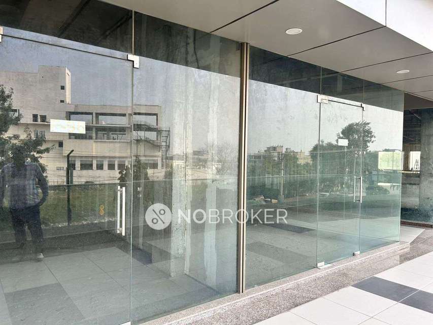 Shop in , Sector 102, Gurgaon for Rent 