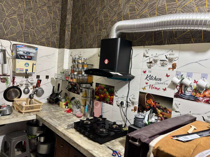 4+ BHK Flat For Sale  In Kirari Suleman Nagar