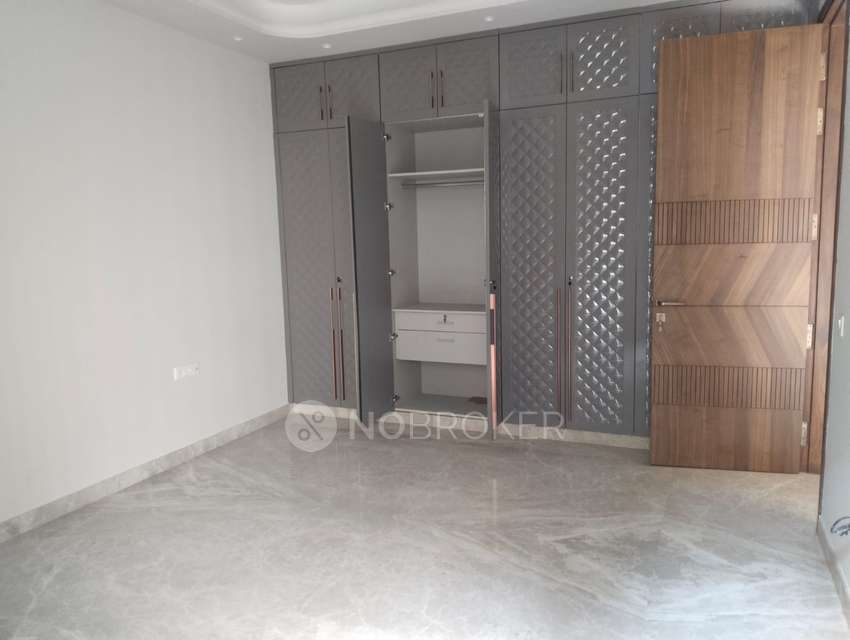 3 BHK Flat for Rent  In  Greater Kailash