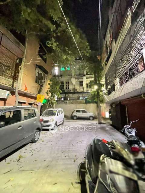 2 BHK Flat In Yamuna Vihar for Rent  In S.b.v. C-1 Yamuna Vihar School