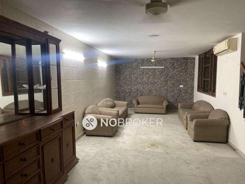 4 BHK Flat For Sale  In Greater Kailash