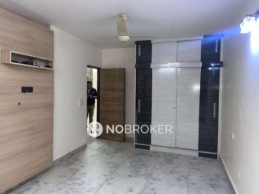 4 BHK Flat For Sale  In Greater Kailash