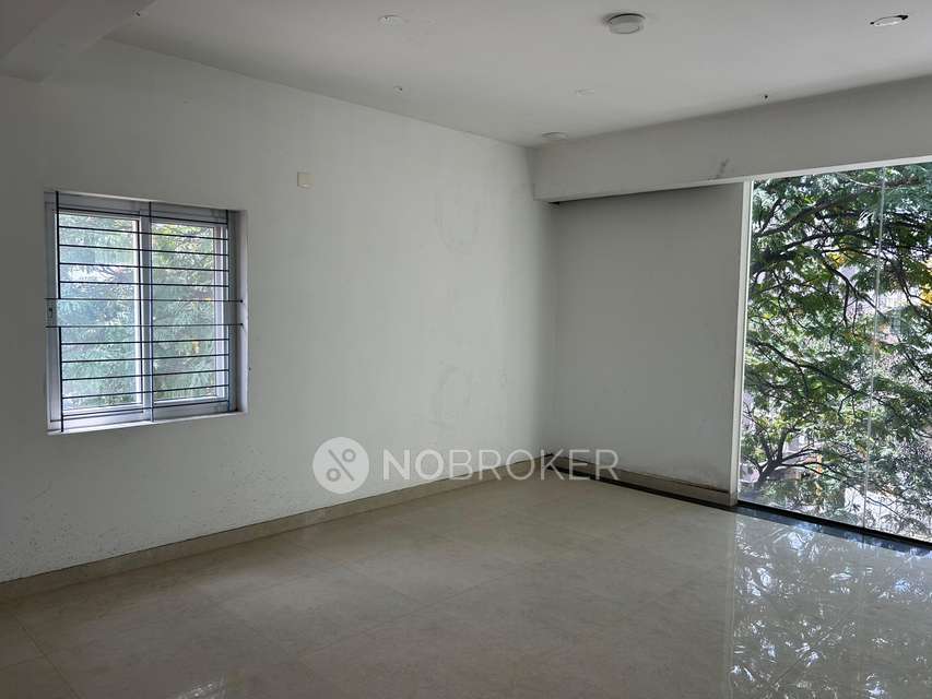 Showroom in Sameera Crest, Bangalore for Rent 