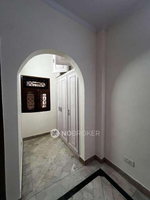 3 BHK Flat For Sale  In Gtb Nagar