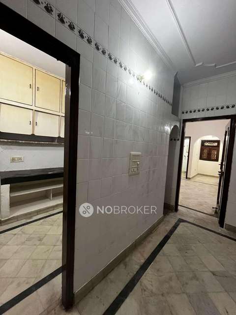 3 BHK Flat In Gtb Nagar  Outram Line For Sale  In Gtb Nagar