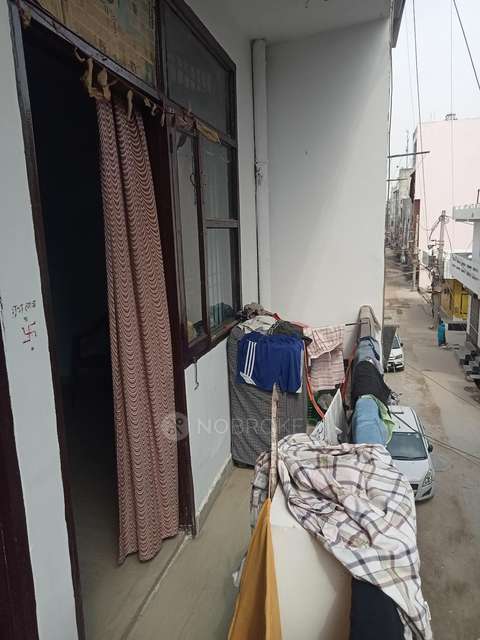 1 BHK Flat In Adarsh Apartment  For Sale  In Bharat Vihar